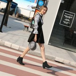 Allegra K Shoes Women's Round Toe Stacked Chunky Heel Zipper Ankle Boots