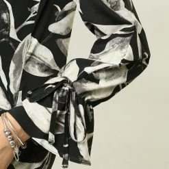 Women Allegra K V-Neck Bell Long Sleeves Floral Printed Blouse 33 Women Allegra K V-Neck Bell Long Sleeves Floral Printed Blouse