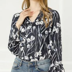 Women Allegra K V-Neck Bell Long Sleeves Floral Printed Blouse 47 Women Allegra K V-Neck Bell Long Sleeves Floral Printed Blouse