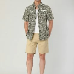 Allegra K Men's Summer Printed Contrast Pocket Short Sleeve Button Down Shirt 37 Allegra K Men's Summer Printed Contrast Pocket Short Sleeve Button Down Shirt