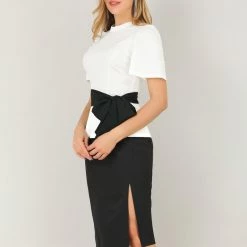 Allegra K Women's Tie Waist Short Sleeve Keyhole Back Round Neck Belted Shirts Top Blouse 12 Allegra K Women's Tie Waist Short Sleeve Keyhole Back Round Neck Belted Shirts Top Blouse