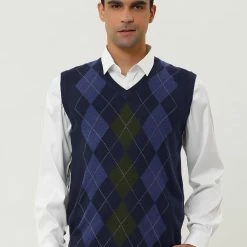 Allegra K Men's Casual Argyle Vest Sweater V Neck Slim Fit Sleeveless Knit Pullover 48 Allegra K Men's Casual Argyle Vest Sweater V Neck Slim Fit Sleeveless Knit Pullover
