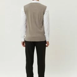 Allegra K Men's Casual Argyle Vest Sweater V Neck Slim Fit Sleeveless Knit Pullover 44 Allegra K Men's Casual Argyle Vest Sweater V Neck Slim Fit Sleeveless Knit Pullover