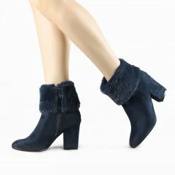 Allegra K Shoes Women's Faux Fur Round Toe Block Heel Snow Ankle Boots